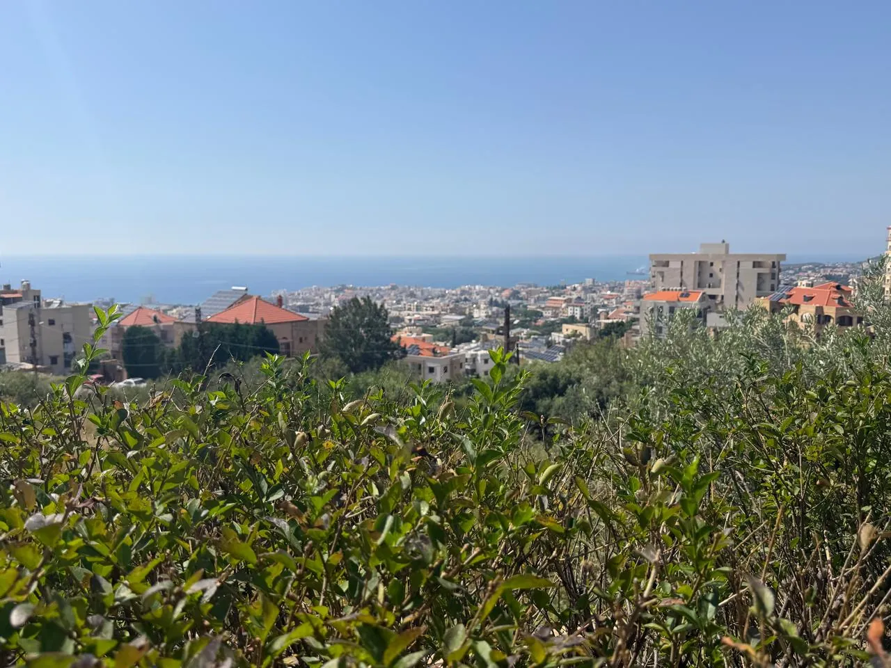 Charming Apartment With Garden & Sea View For Sale In Batroun — الصورة 2