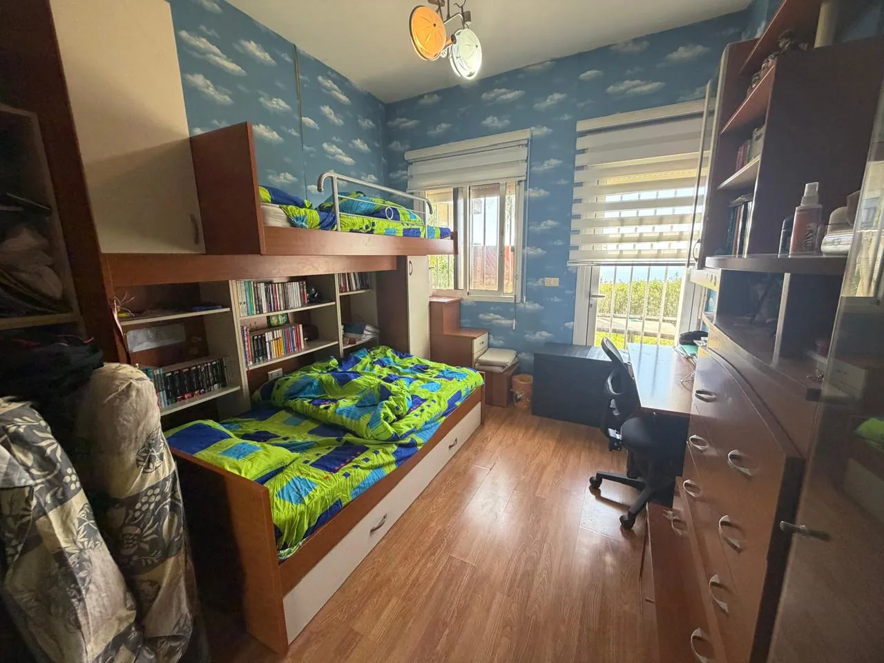 Charming Apartment With Garden & Sea View For Sale In Batroun — الصورة 8