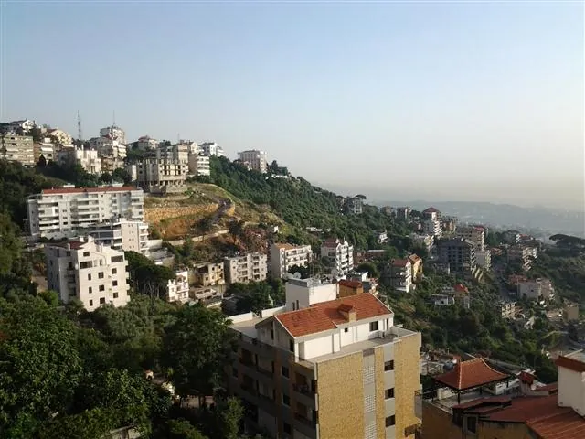 Luxurious Apartment For Rent In Broumana With Panoramic View — الصورة 7