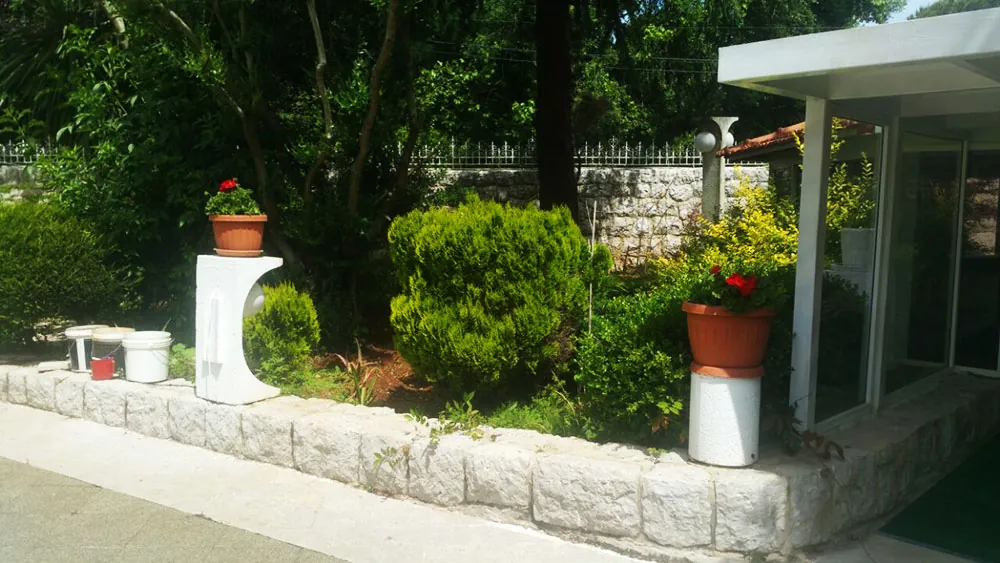 Unique Villa For Sale in Ajaltoun with Panoramic Seaview — الصورة 2