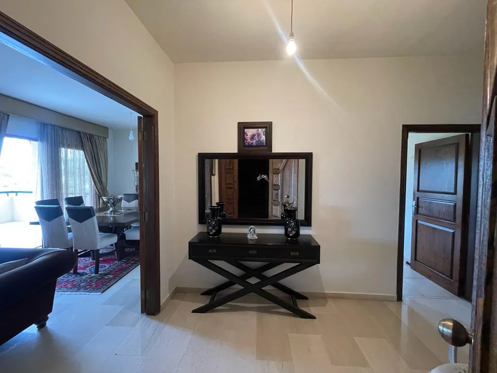 Spacious Apartment For Sale In Jbeil — الصورة 2