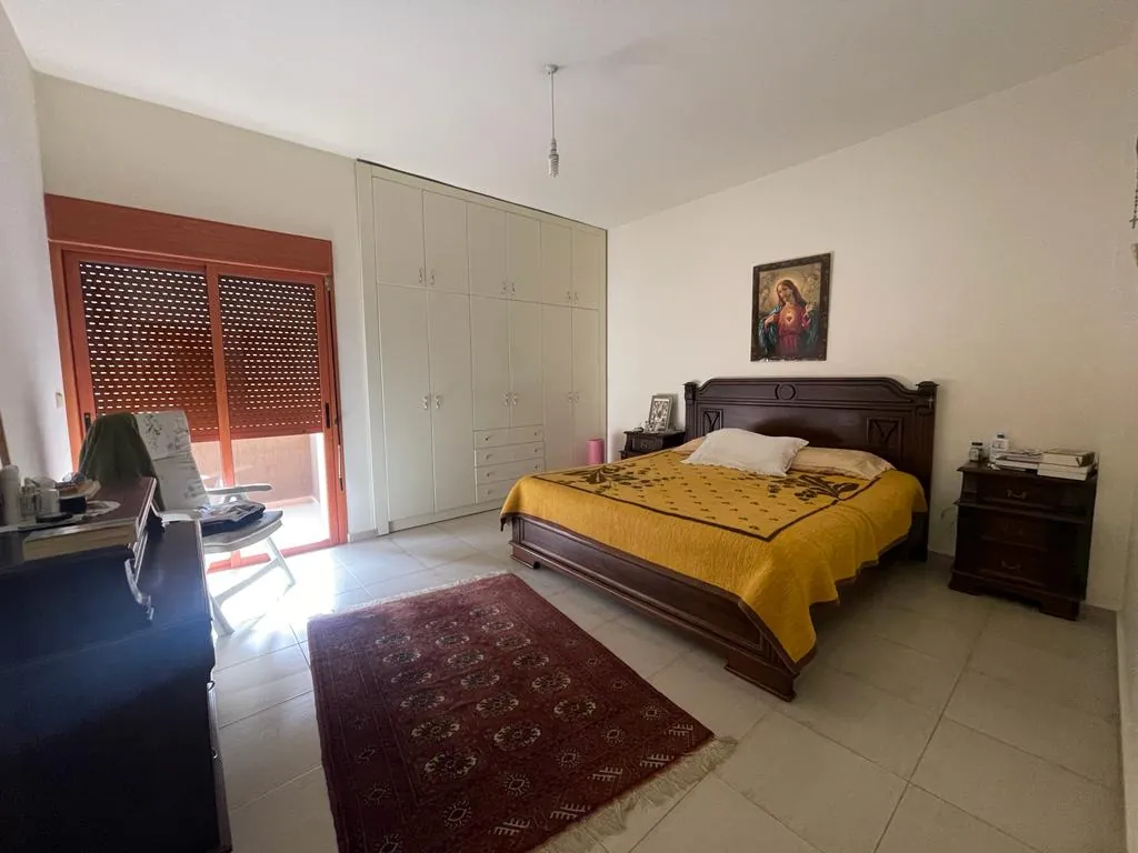 Spacious Apartment For Sale In Jbeil — الصورة 3