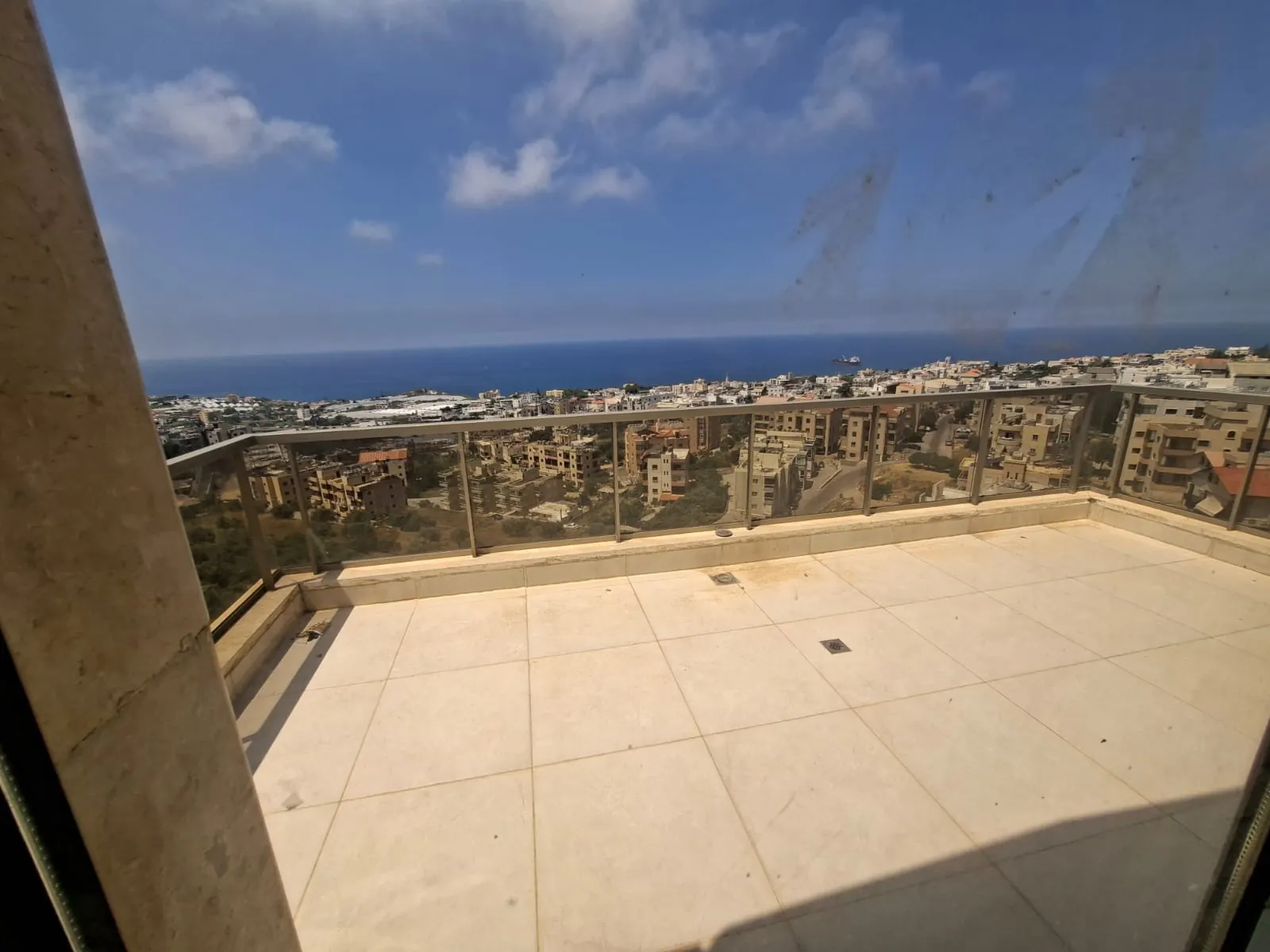 Duplex For Sale With Panoramic Sea View in Aamchit — الصورة 2