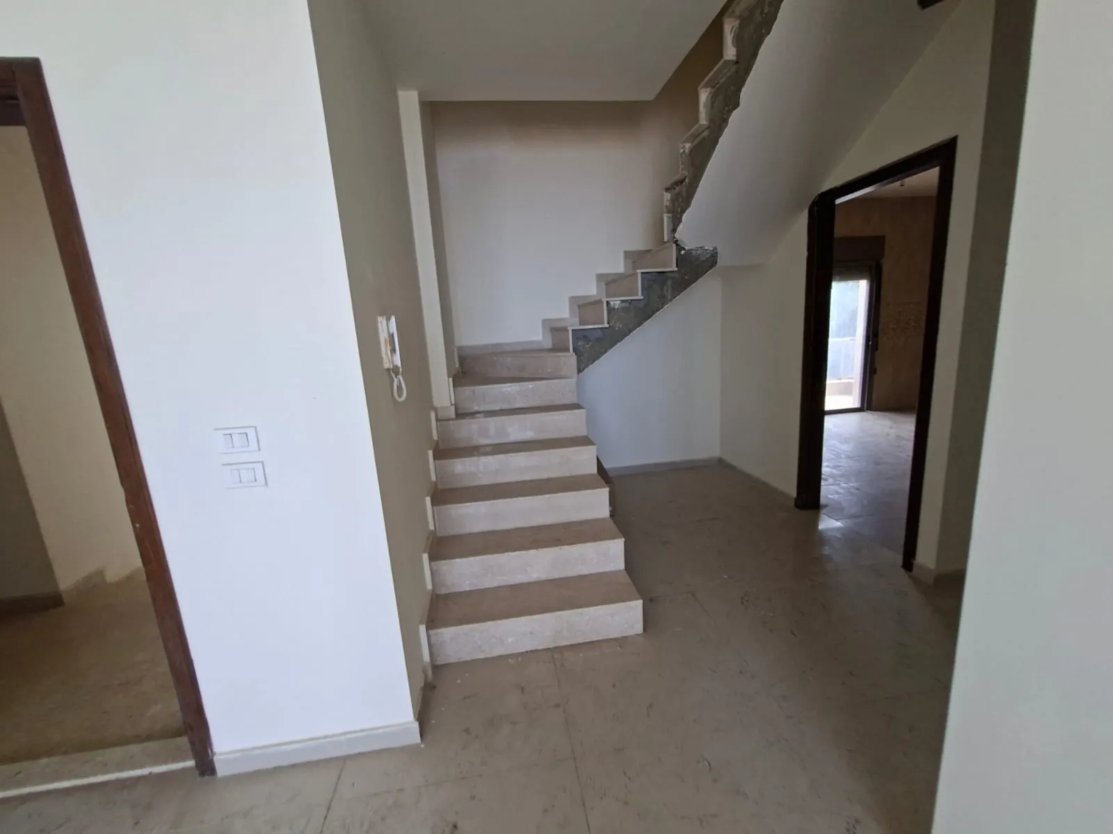 Duplex For Sale With Panoramic Sea View in Aamchit — الصورة 7
