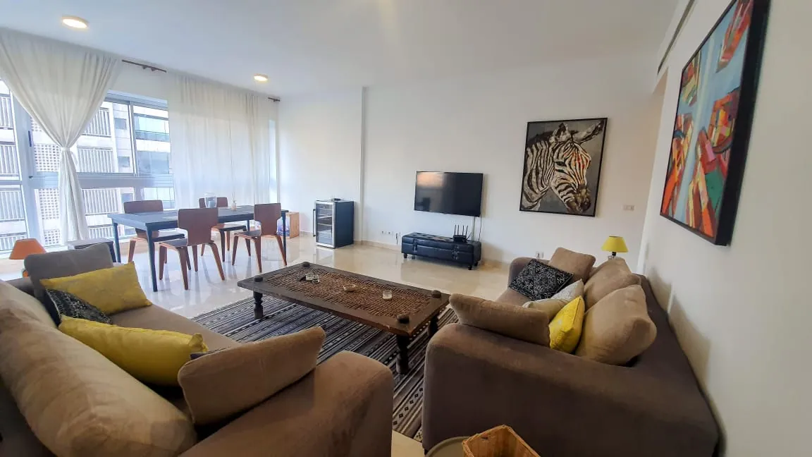Furnished Apartment for Rent in Achrafieh, Sodeco Prime Location — الصورة 2