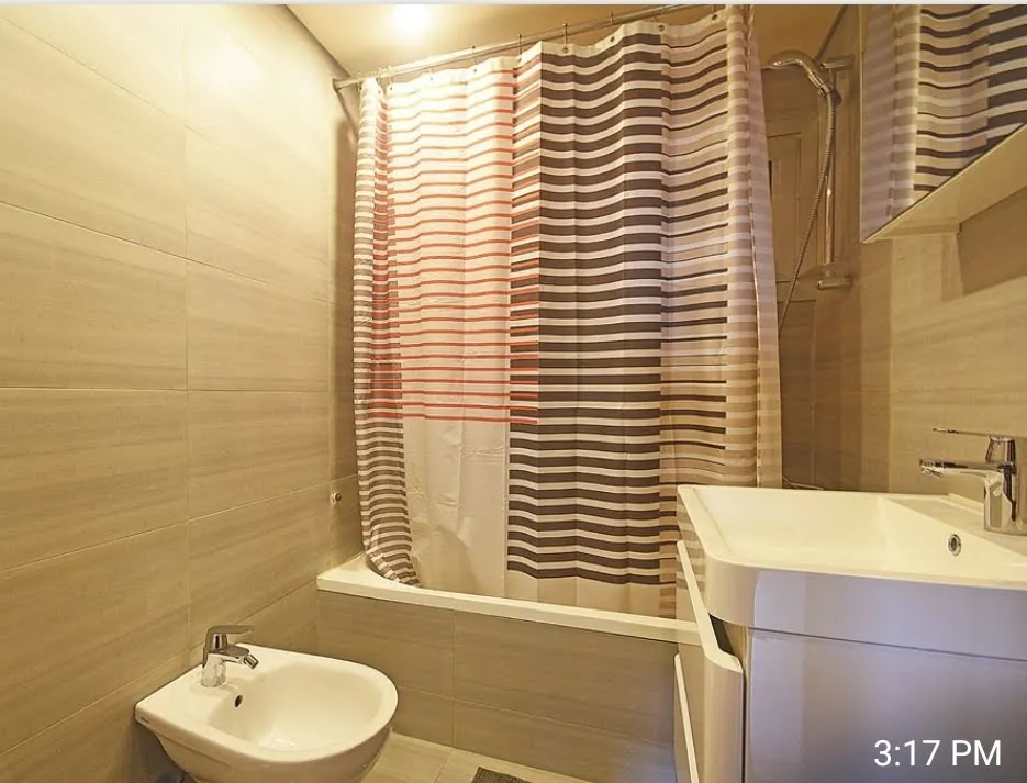 Furnished Apartment for Rent in Achrafieh, Sodeco Prime Location — الصورة 9