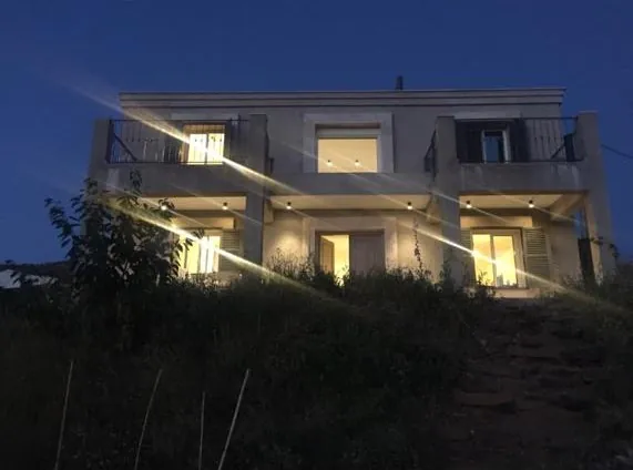 Villa with land For Sale in Laqlouq
