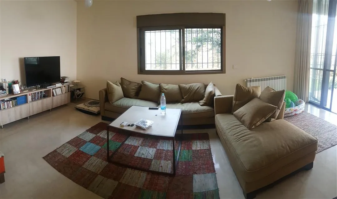 Apartment For Rent in Aamchit With Garden