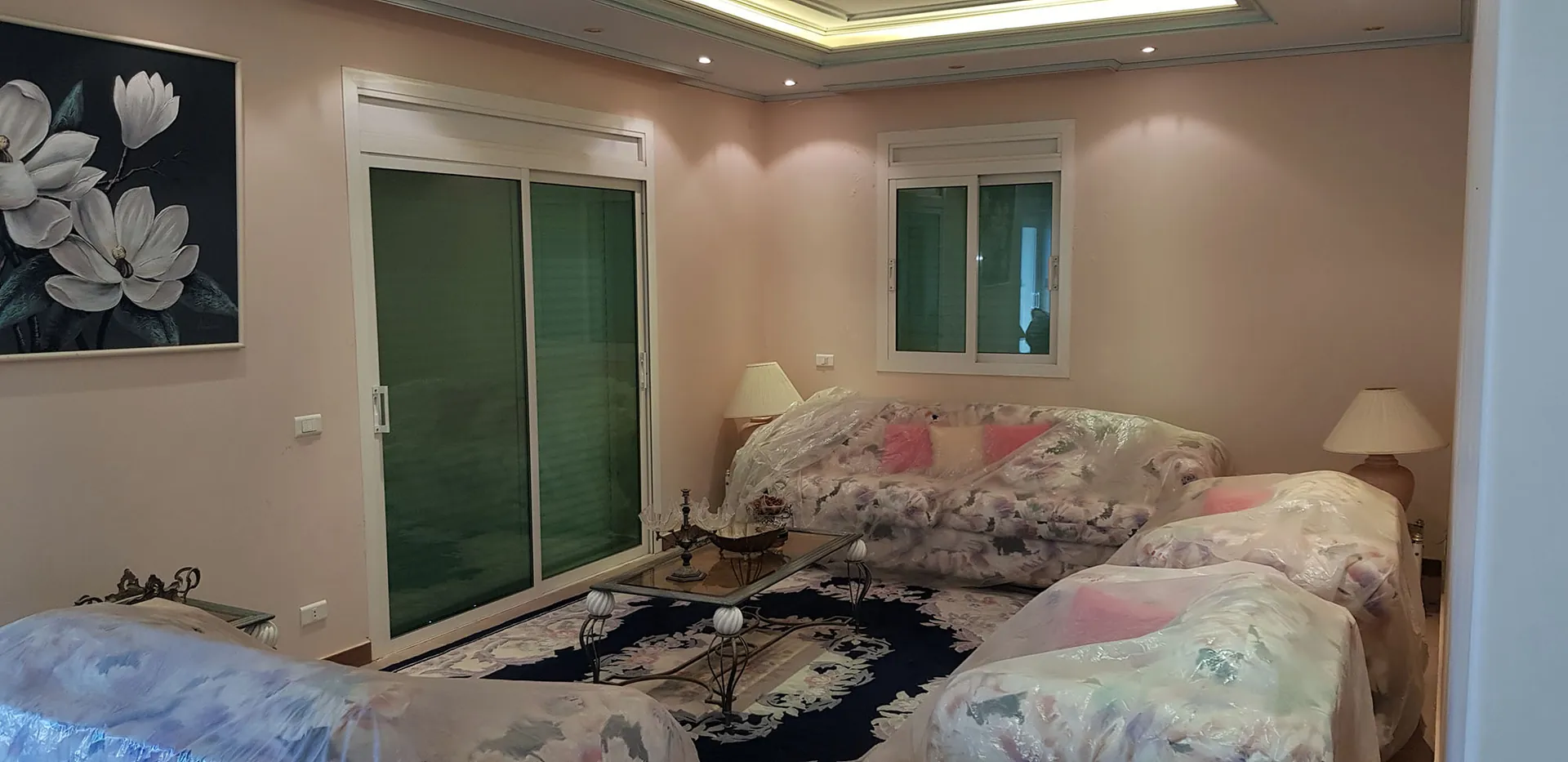 Fully Decorated & Furnished Villa For Sale in Faytroun — الصورة 8
