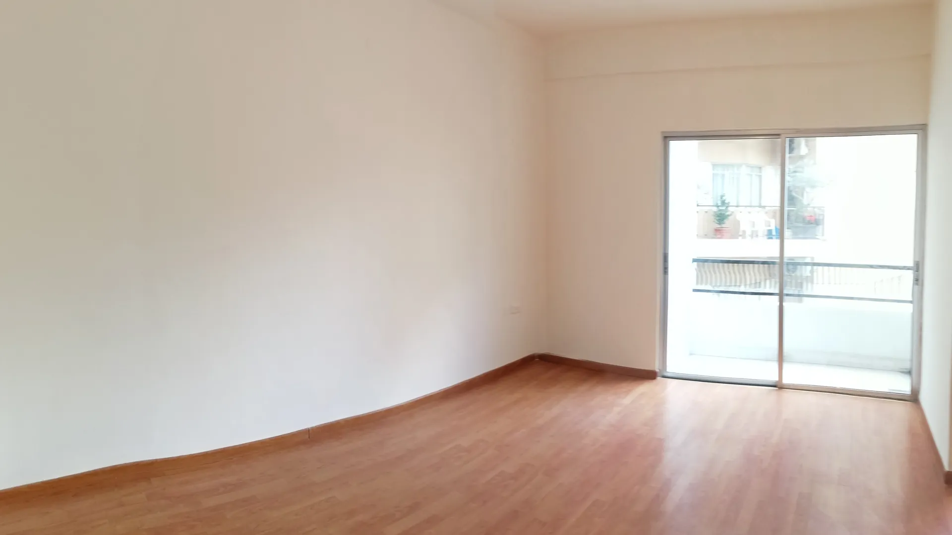 Office For Rent In A Prime Location in Achrafieh, Monot — photo 2