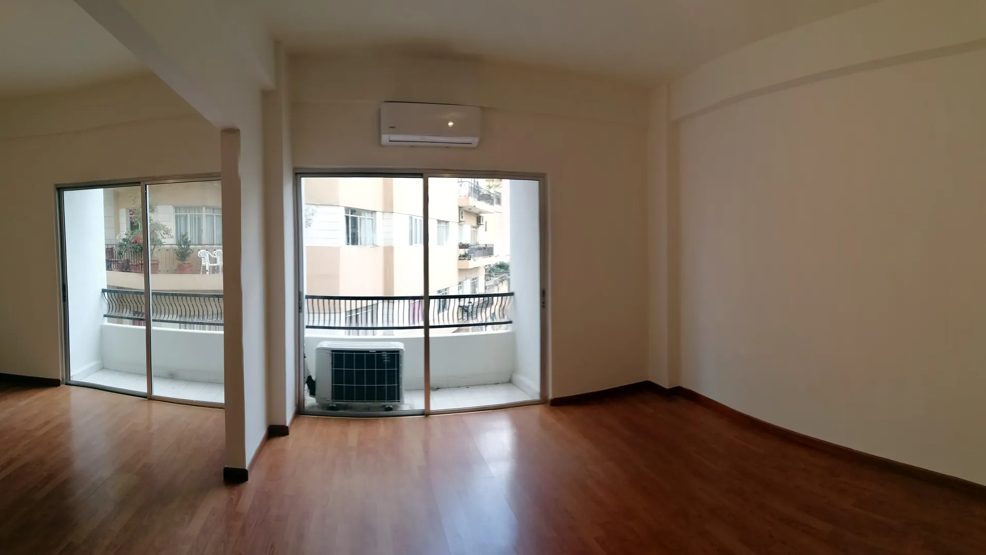 Office For Rent In A Prime Location in Achrafieh, Monot — photo 3