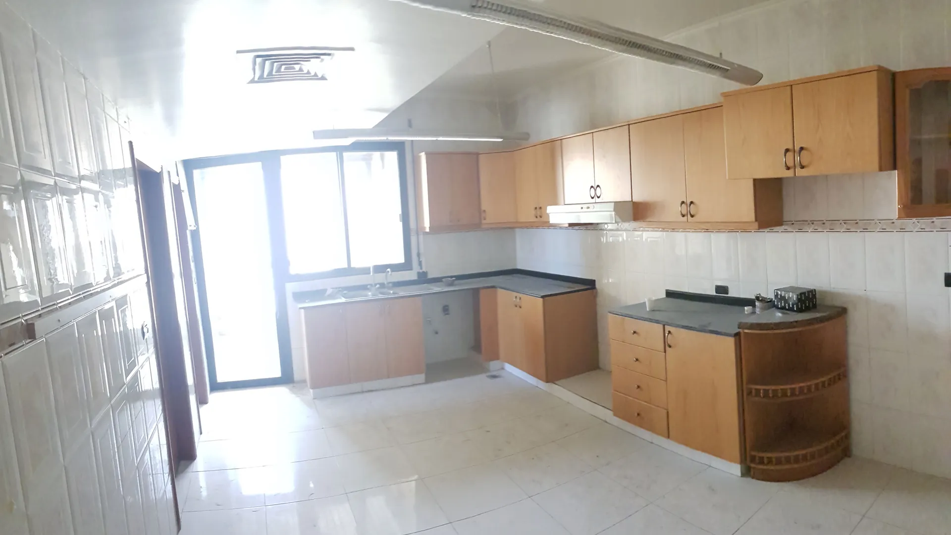Apartment For Rent Primely located in Sarba — الصورة 4