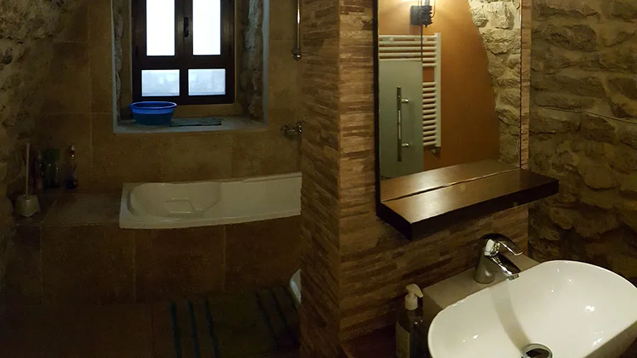 Apartment For Rent In The Old Town of Aamchit — الصورة 6