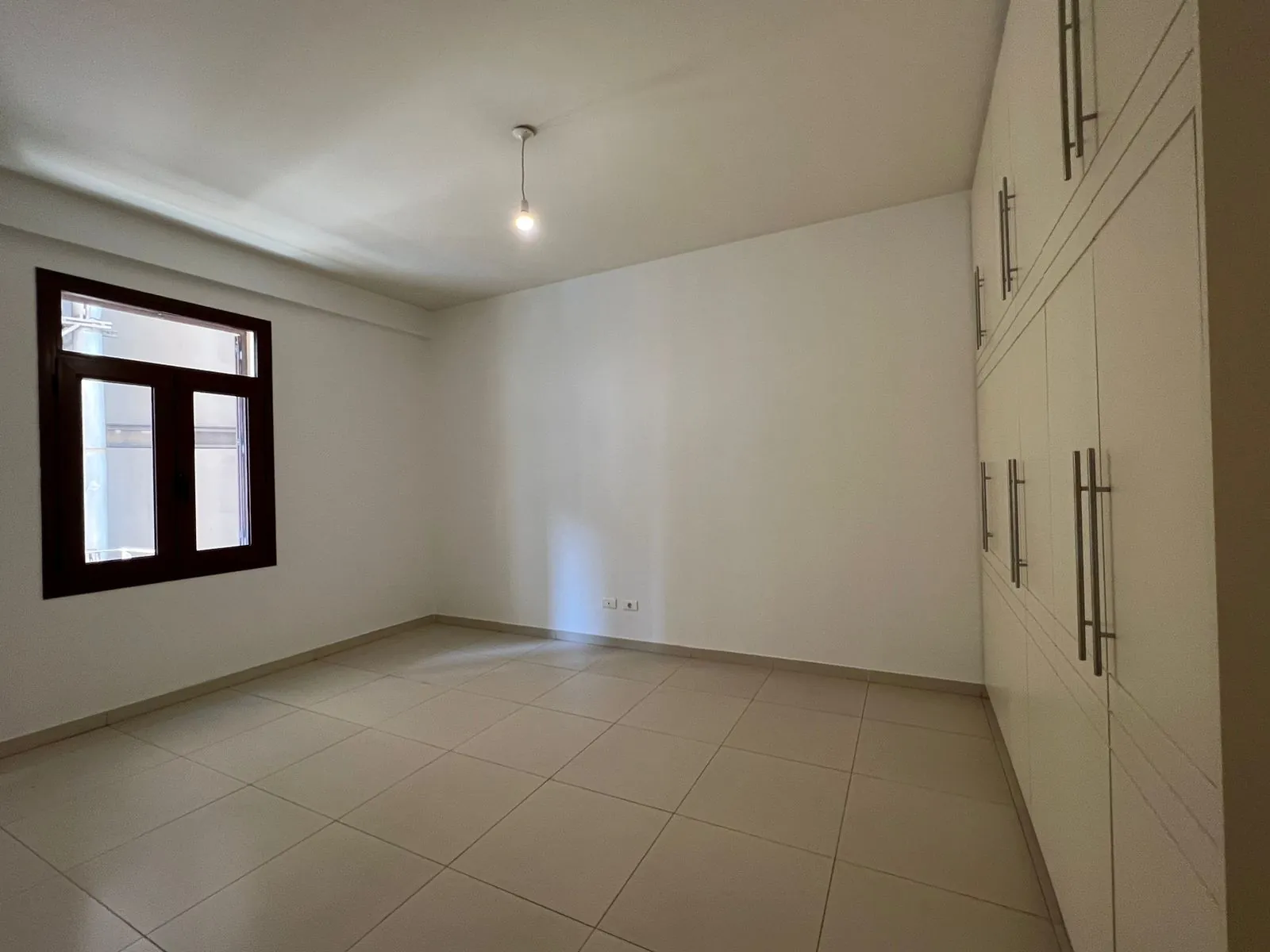 High-End Apartment For Rent in the Golden Area of Achrafieh Carré D'or — الصورة 6