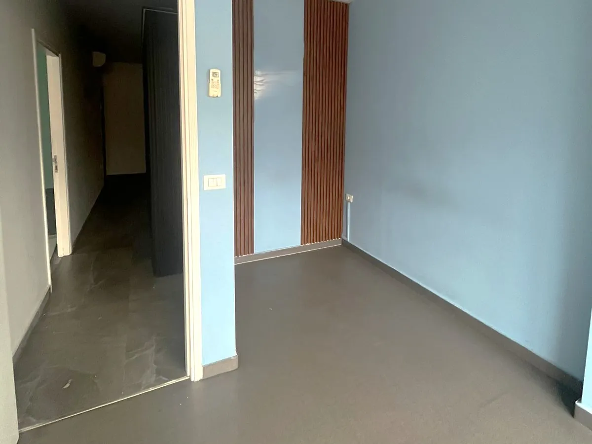 85 SQM Office for Rent In Achrafieh, Close To Hotel Dieu — الصورة 2