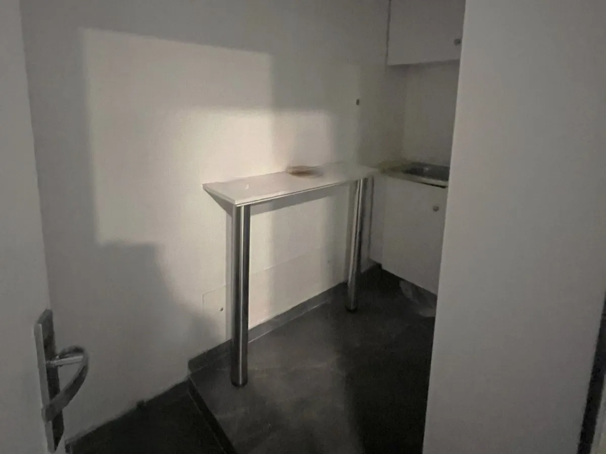 85 SQM Office for Rent In Achrafieh, Close To Hotel Dieu — الصورة 6