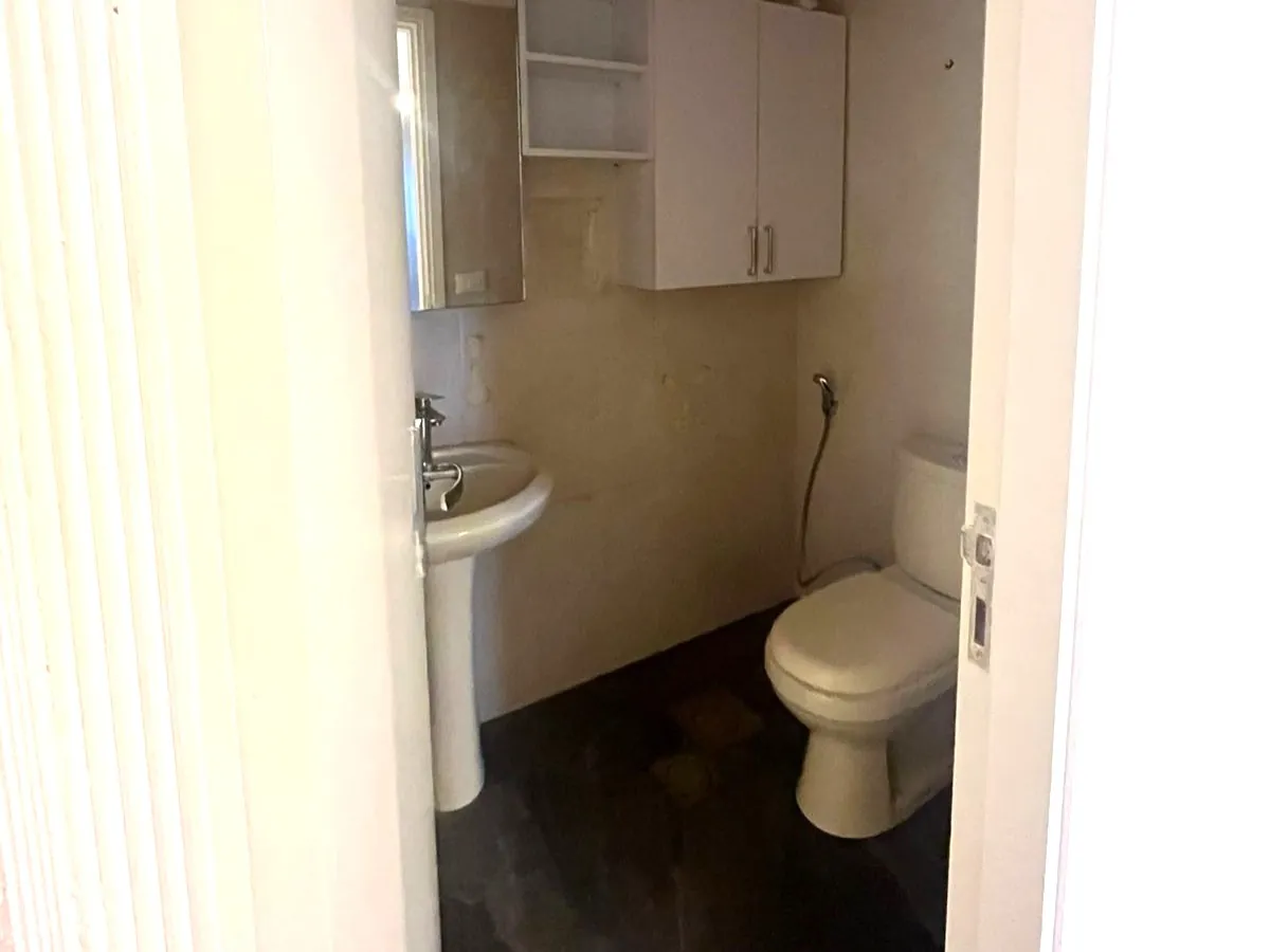 85 SQM Office for Rent In Achrafieh, Close To Hotel Dieu — الصورة 7
