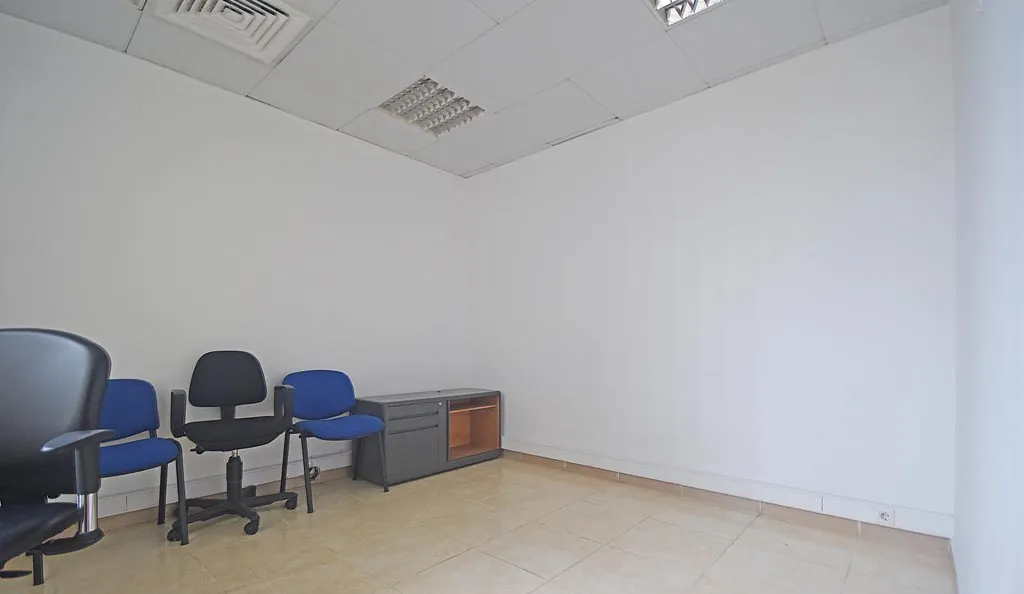 Deluxe Office For Rent In Beirut, Saifi Highway — photo 2