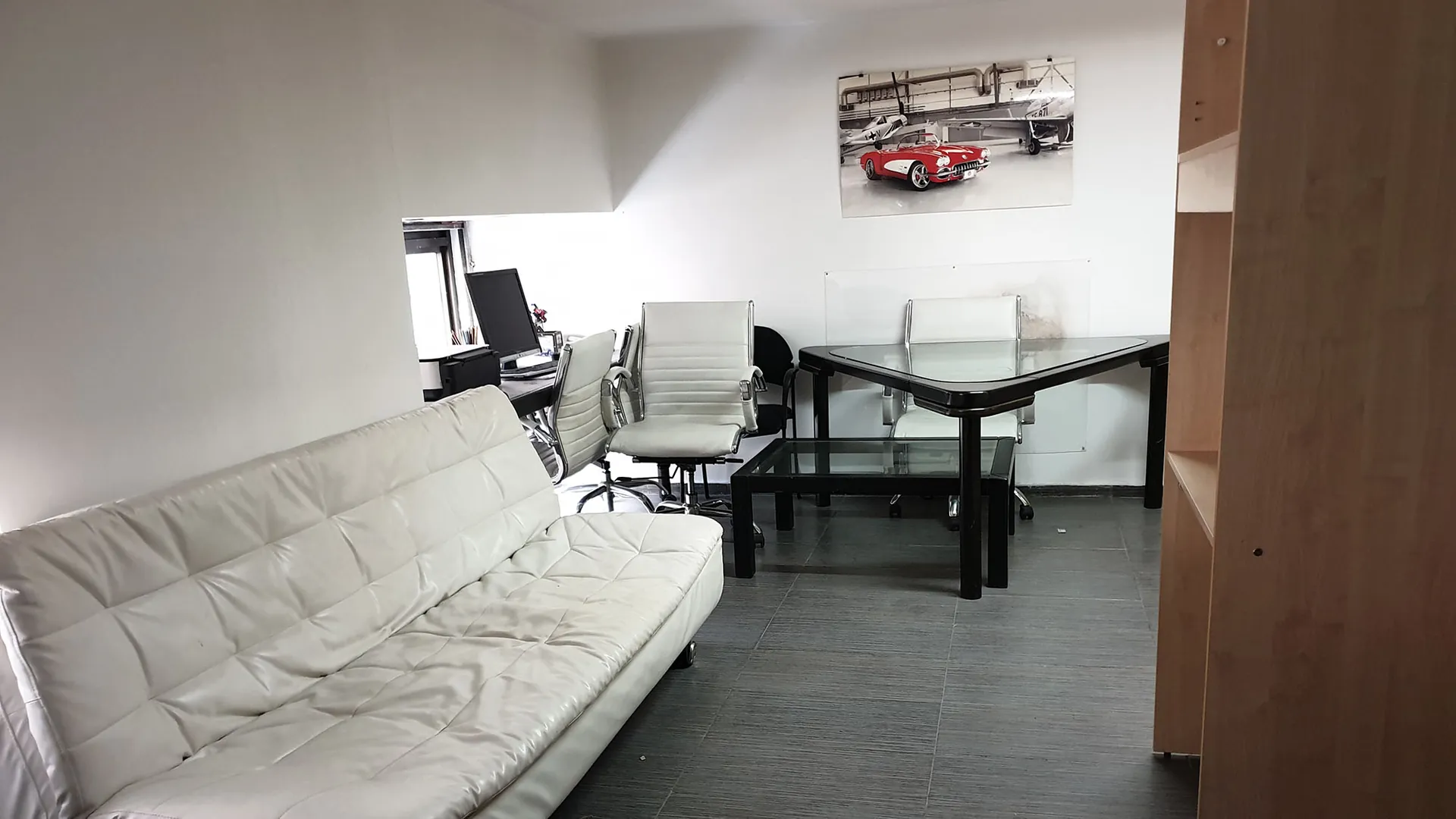 260 SQM Showroom For Rent in Achrafieh, Sioufi — الصورة 2