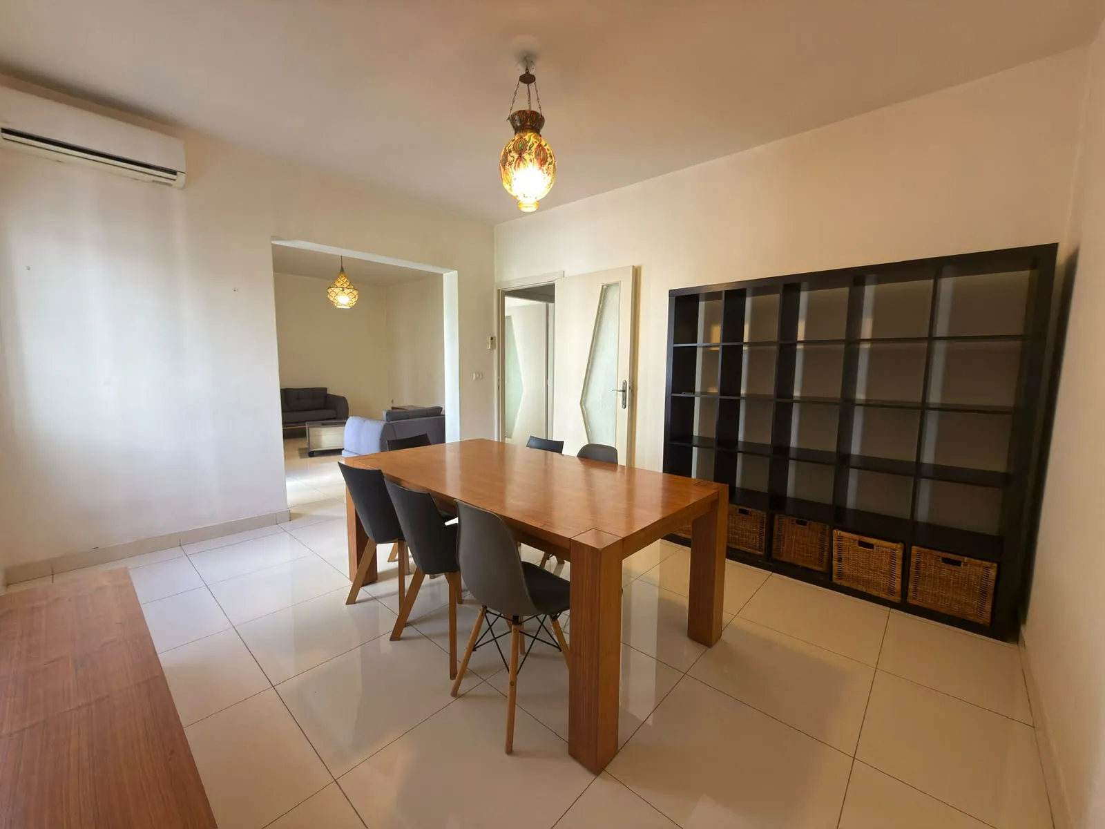 Furnished Apartment For Rent in Achrafieh, Sassine — الصورة 2