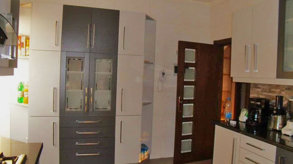 Spacious Apartment For Sale in Zouk Mosbeh — الصورة 3