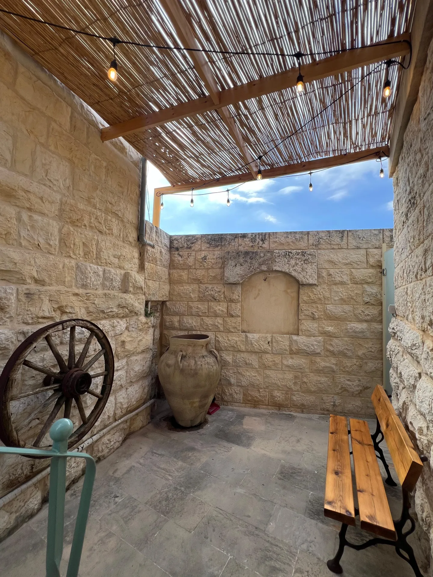 Apartment For Rent in Aamchit Army Square — الصورة 5
