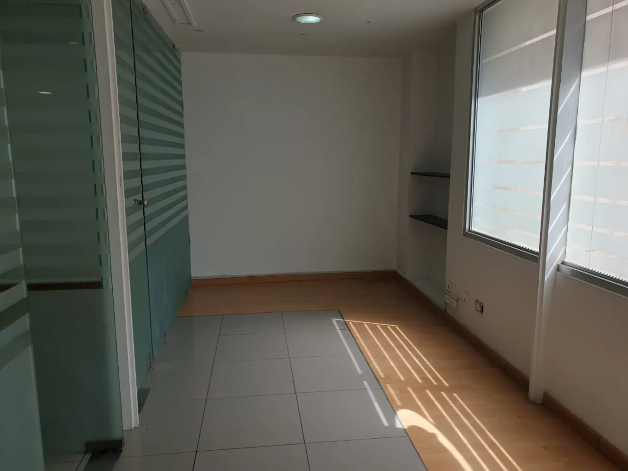 Office For Rent in Achrafieh, Zahret El Ehsen — photo 6