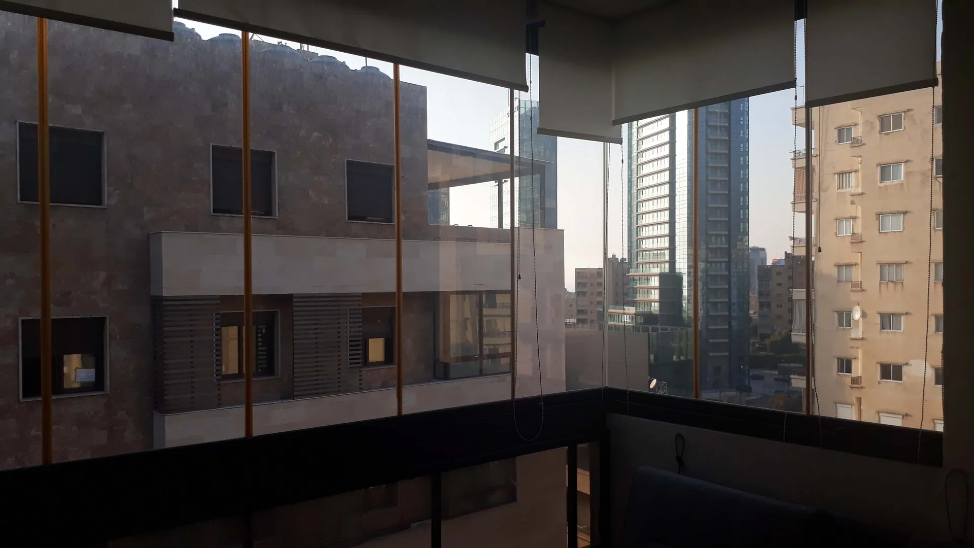 Well Located Apartment For Sale in Antelias — الصورة 2