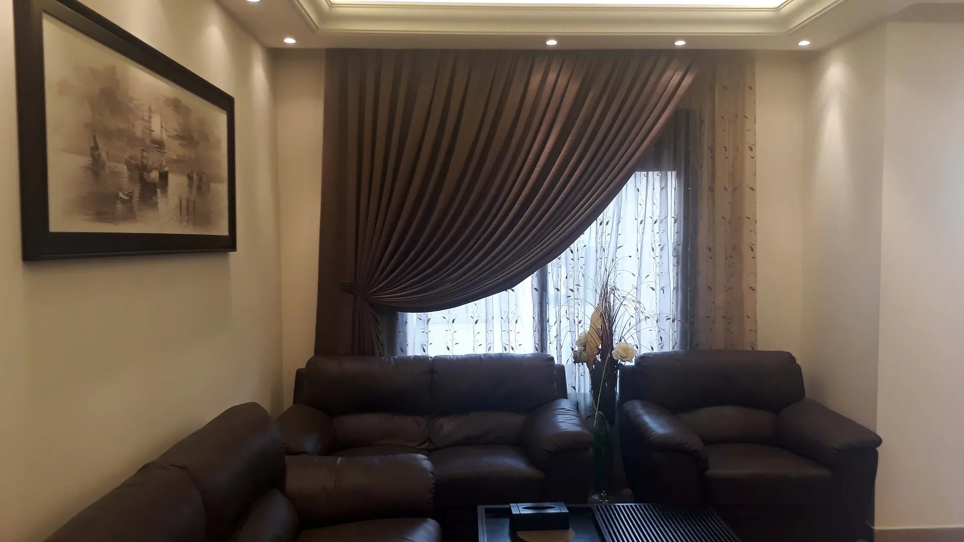 Well Located Apartment For Sale in Antelias — الصورة 3