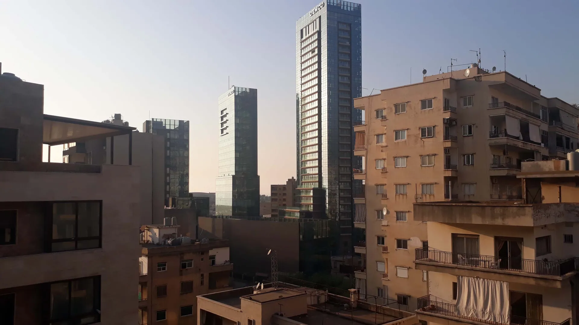 Well Located Apartment For Sale in Antelias — الصورة 5