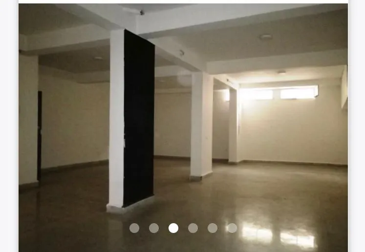 Small Warehouse For Rent in Achrafieh, Near Sassine — الصورة 2