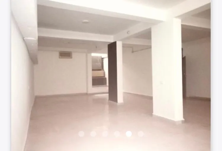Small Warehouse For Rent in Achrafieh, Near Sassine — الصورة 6
