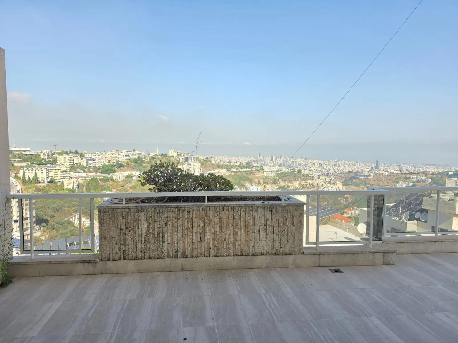 Beautifully Designed Duplex For Sale in Louaize with Panoramic view — الصورة 4