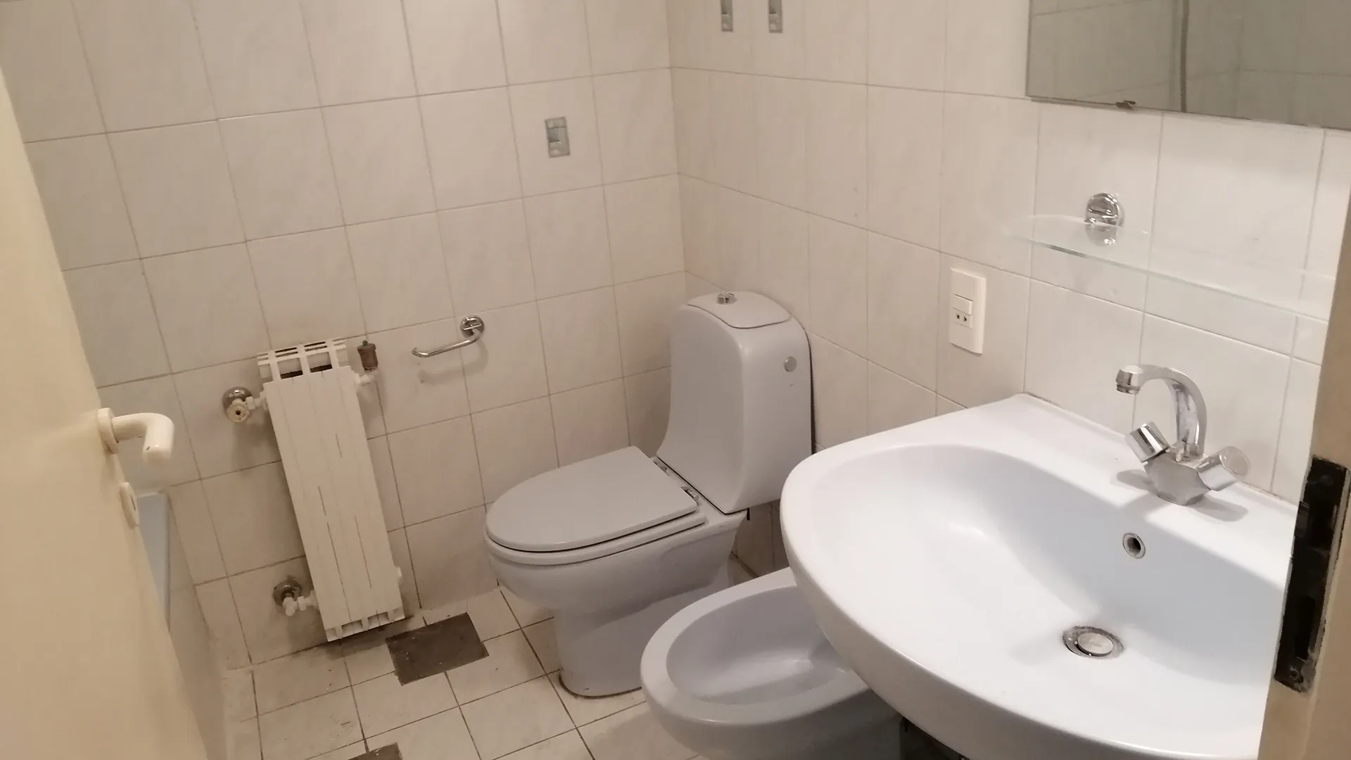 Spacious Apartment with a view for Rent in Achrafieh — photo 4