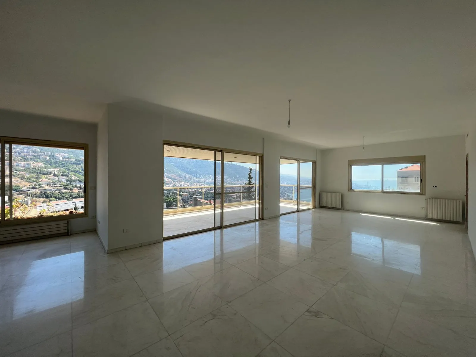 Spacious Apartment for Rent With Breathtaking View In Prime Location In Adma