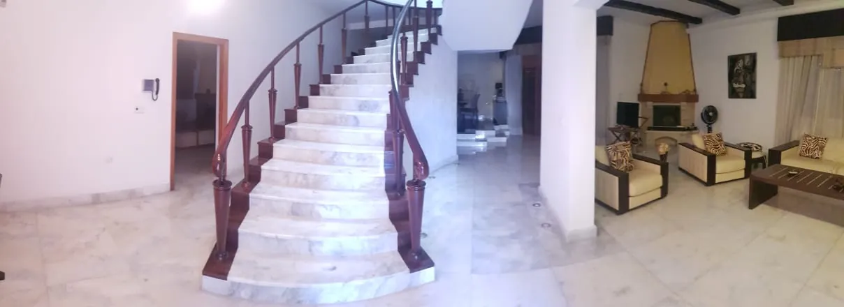 Fully Furnished 4-Floor Luxurious Villa for Sale in Rayfoun — الصورة 6