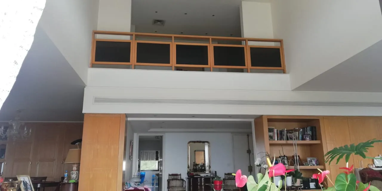 Spacious Duplex for Sale in Biyada With A Nice View & High Ceiling — الصورة 10