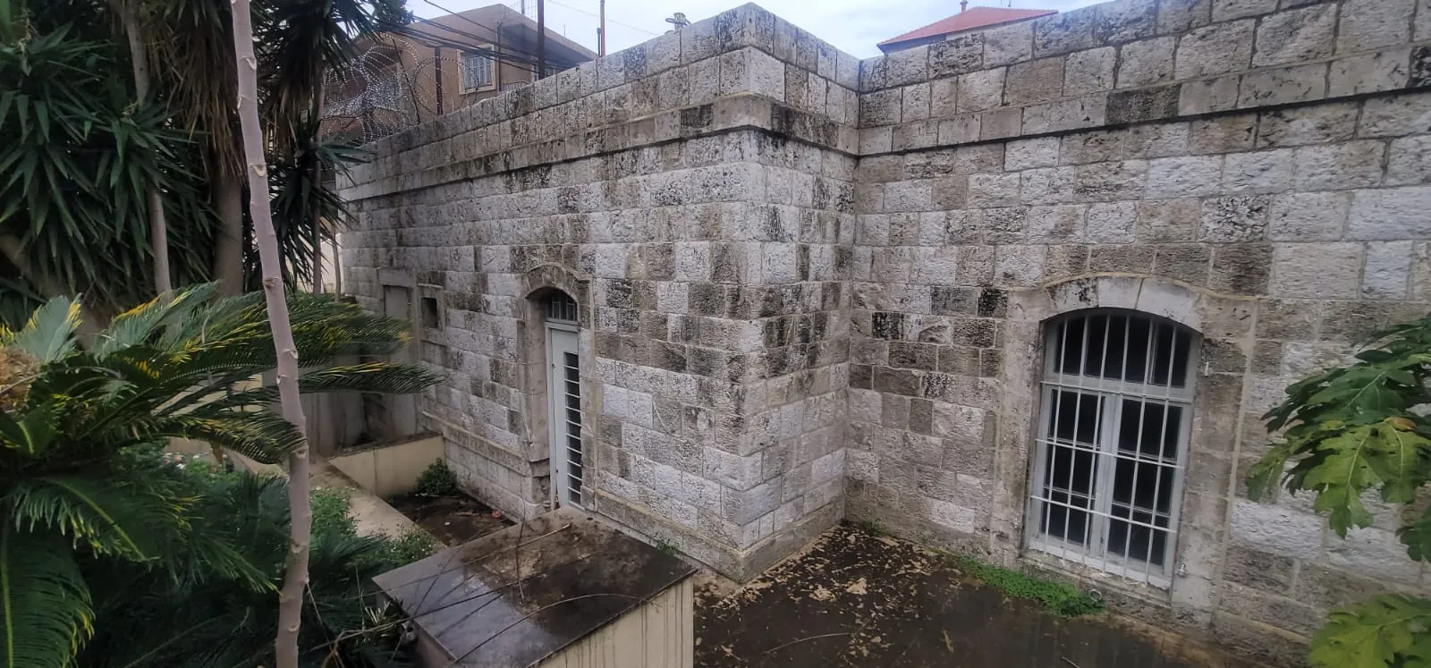 Commercial House For Rent in Jounieh — الصورة 8