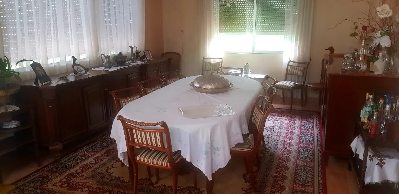 Individual House for Sale in Ballouneh Surrounded with Garden & Terrace — الصورة 4