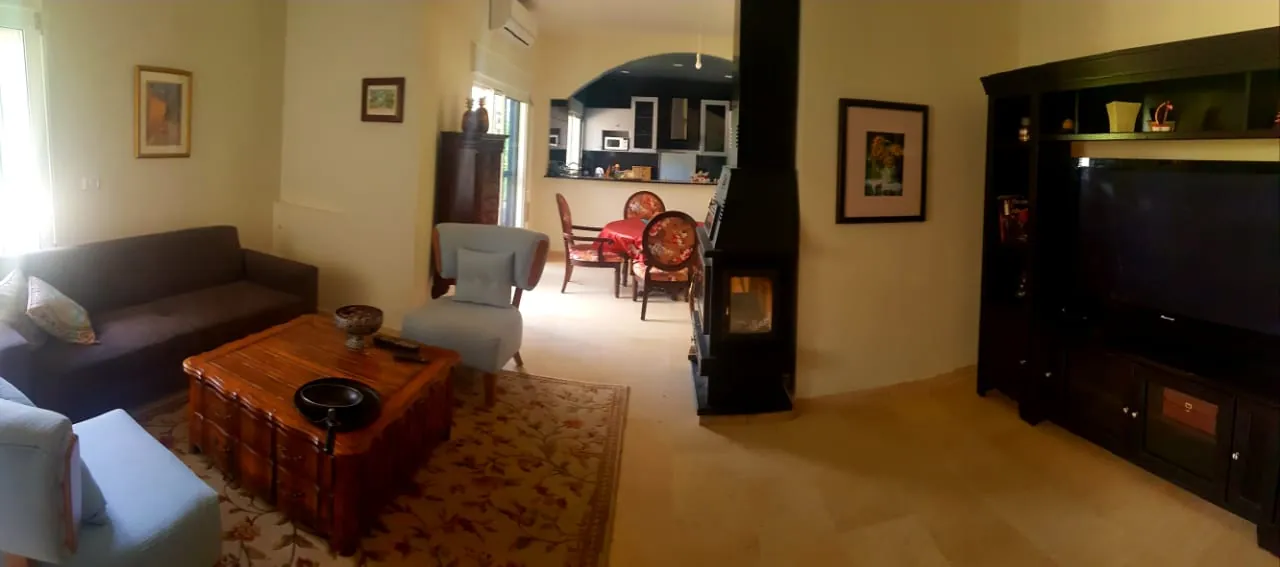 Building for Sale in Faytroun in a calm Area — الصورة 2