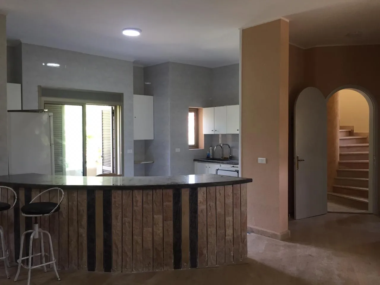 Villa for Rent in Laqlouq with Spacious Terrace — الصورة 5