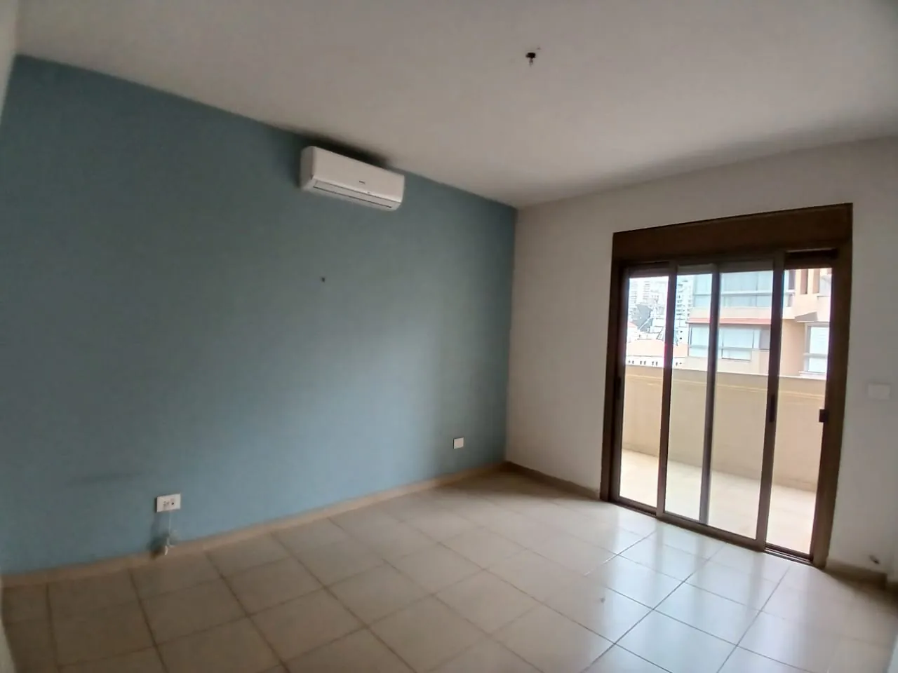Elegant & Modern Apartment for Sale in Antelias — photo 2