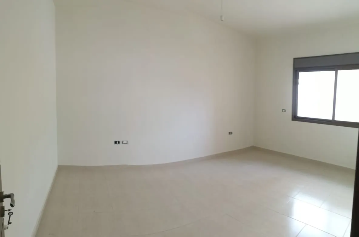 Apartment for Sale in Qannabet Broumana with Terrace — الصورة 5