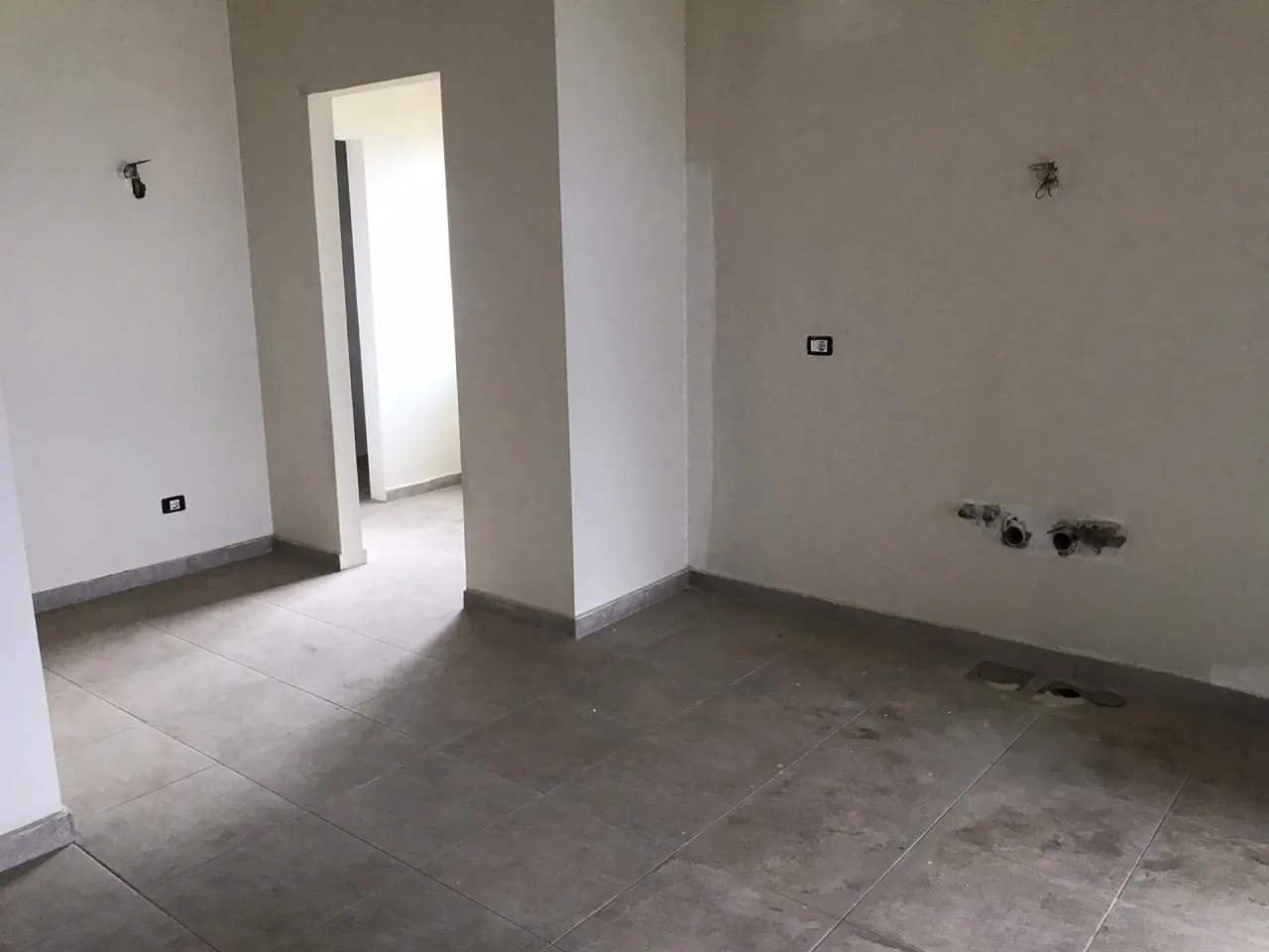 Duplex with Terrace for Sale in Halat with an Amazing Sea View — الصورة 2