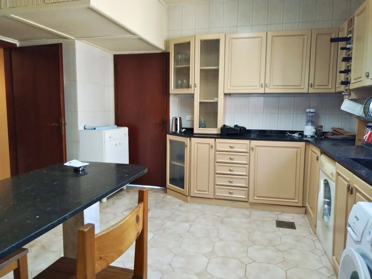 Nicely Decorated Spacious Apartment for Sale in Kfarhbeib — الصورة 7