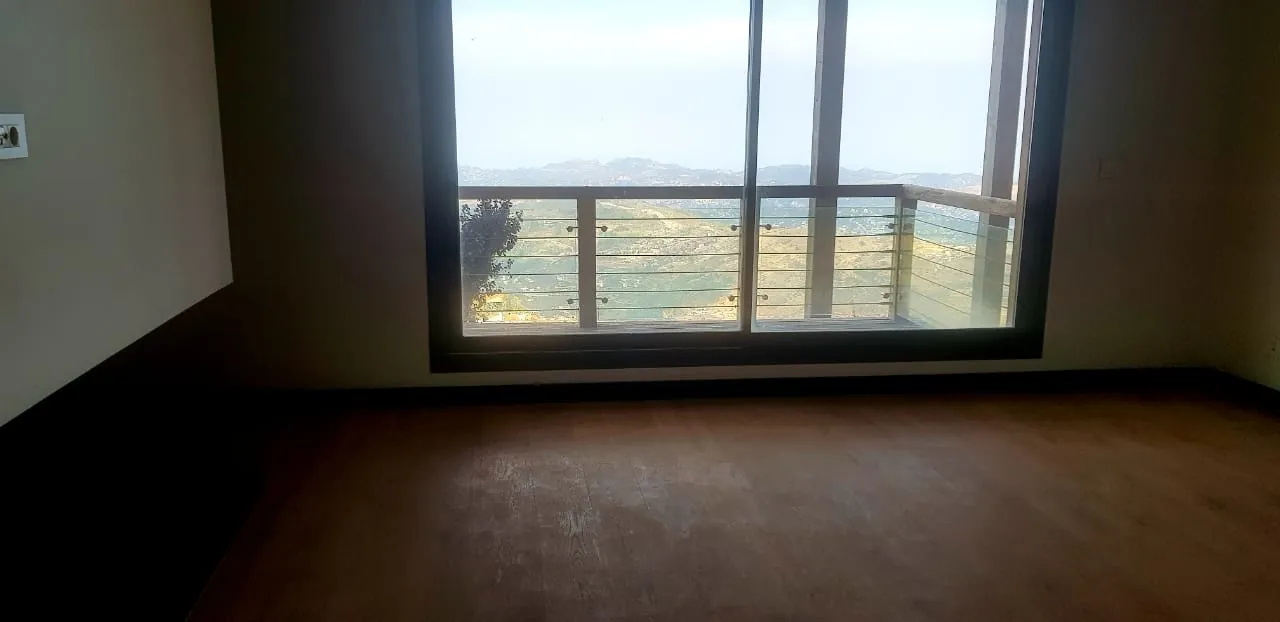 Stunning 4-Bedroom Townhouse for Sale in Tilal Faqra with an Amazing View — الصورة 5