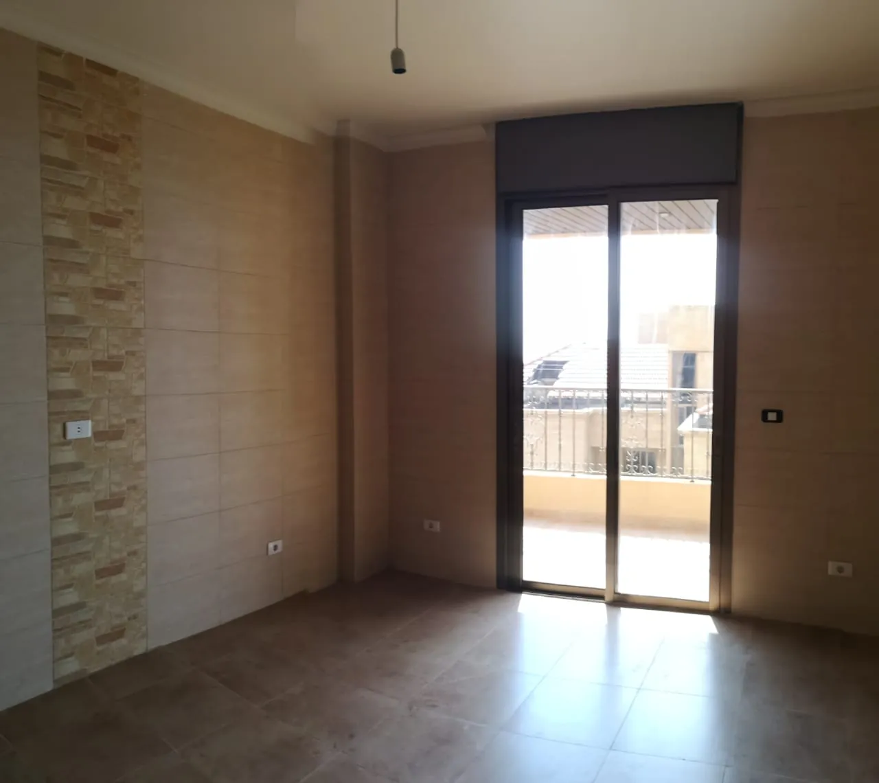 Duplex for Sale in Qannabet Broumana with Terrace — الصورة 5