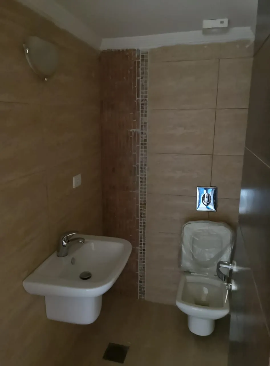 Duplex for Sale in Qannabet Broumana with Terrace — الصورة 7