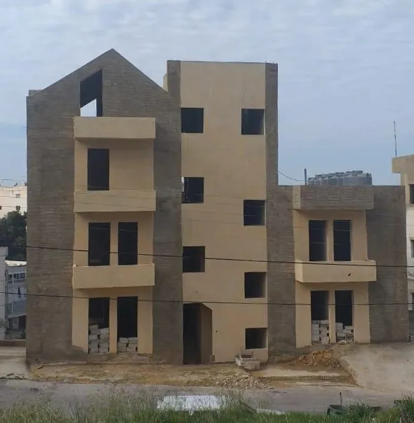 Core & Shell Building for Sale in Blat - Mastita — الصورة 2