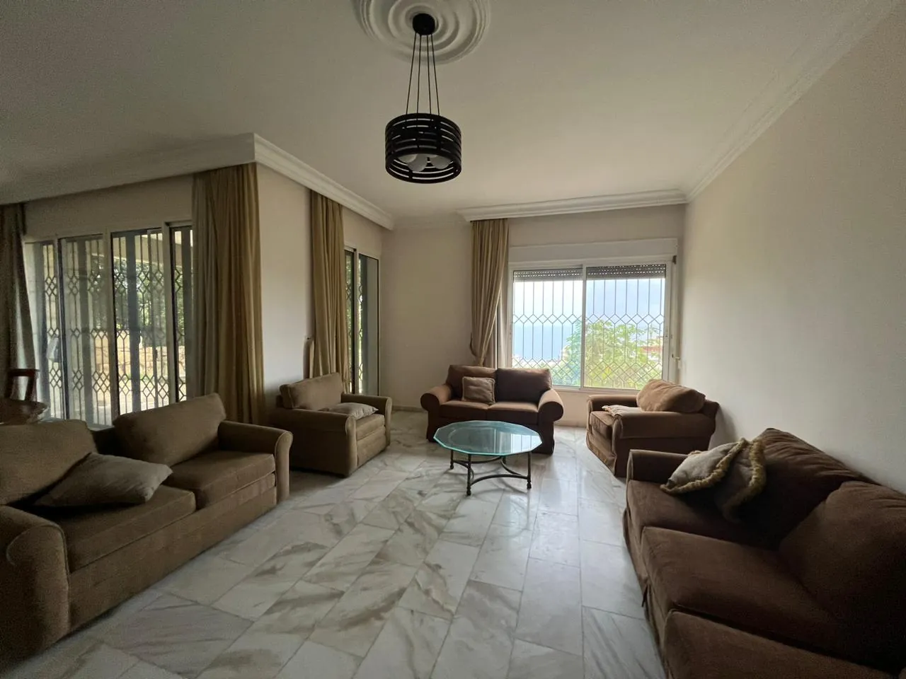 Spacious Apartment With a Garden for Rent in Tabarja Kfaryassine — الصورة 8